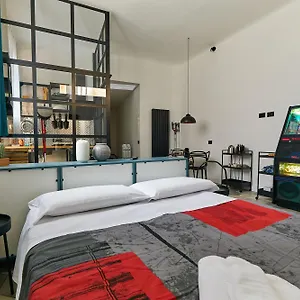  Apartment Loft In Front Of St Peter's Square And Sant'angelo Castle - Myloft In Italien
